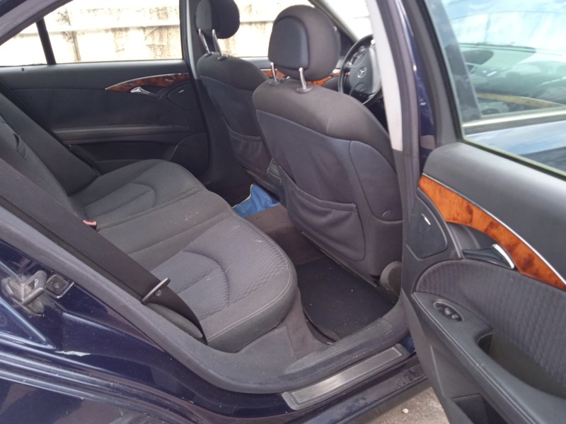 mercedes-benz clase e (w211) del año 2002