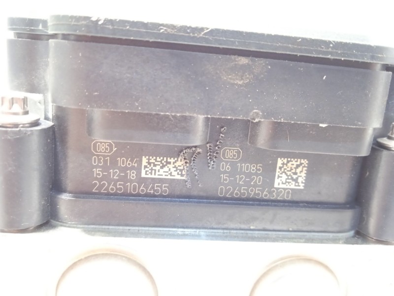 Recambio de abs para renault kadjar intens referencia OEM IAM 476606749R 2265106455 269620