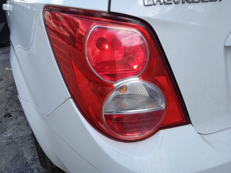 chevrolet aveo hatchback (t300) del año 2011