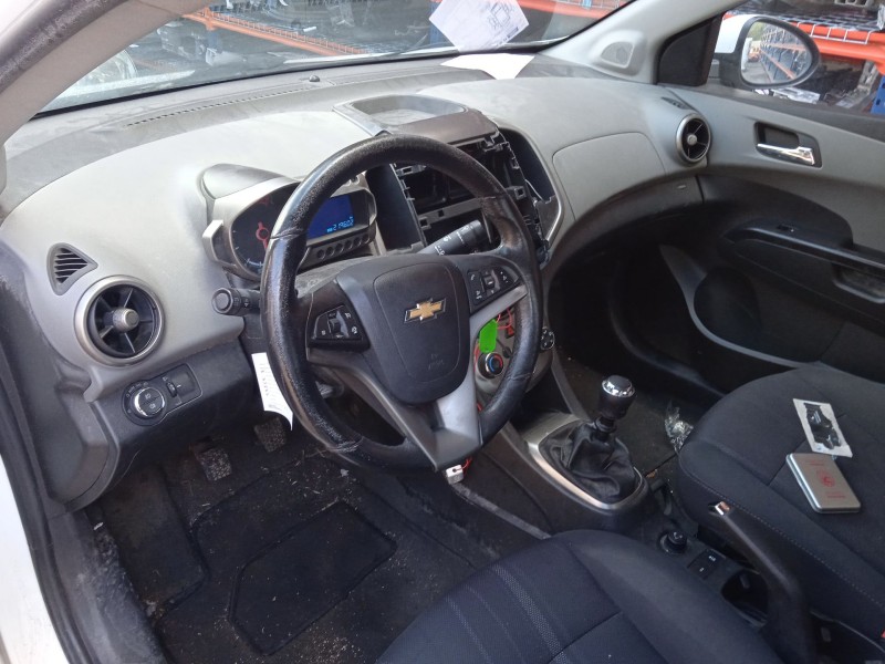 chevrolet aveo hatchback (t300) del año 2011