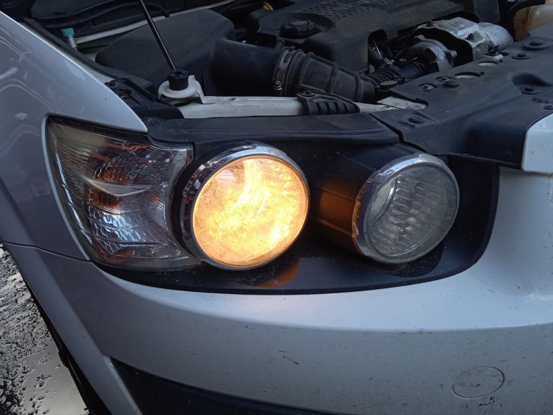 chevrolet aveo hatchback (t300) del año 2011