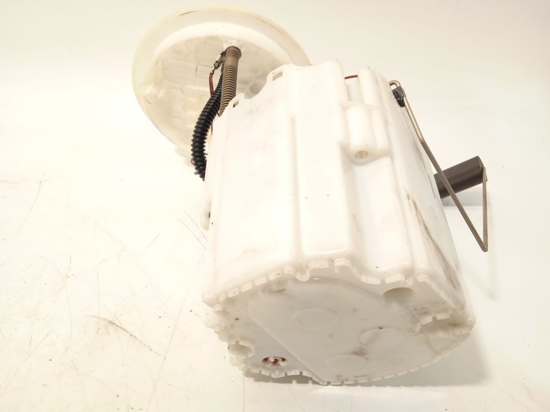 Recambio de bomba combustible para opel insignia a (g09) 1.8 (68) referencia OEM IAM 15776392  0580200007