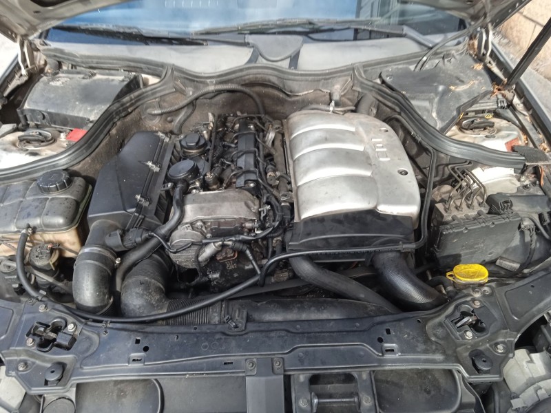 mercedes-benz clase c coupé (cl203) del año 2001