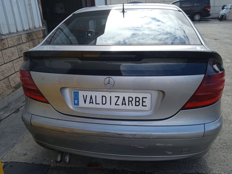 mercedes-benz clase c coupé (cl203) del año 2001