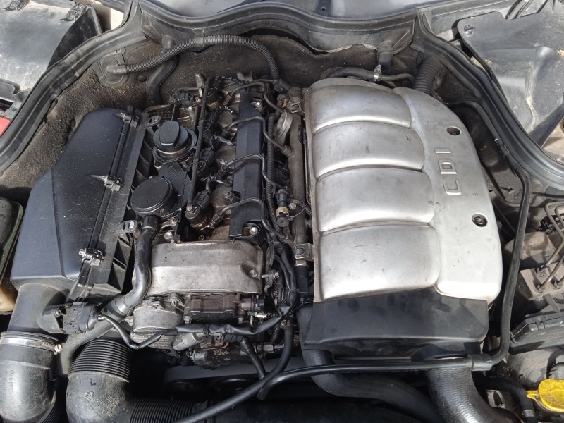 mercedes-benz clase c coupé (cl203) del año 2001