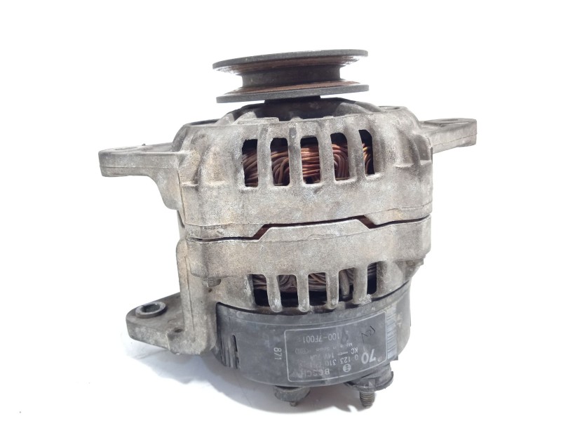 Recambio de alternador para nissan terrano ii (r20) 2.7 tdi 4wd referencia OEM IAM 231007F001  0123310051