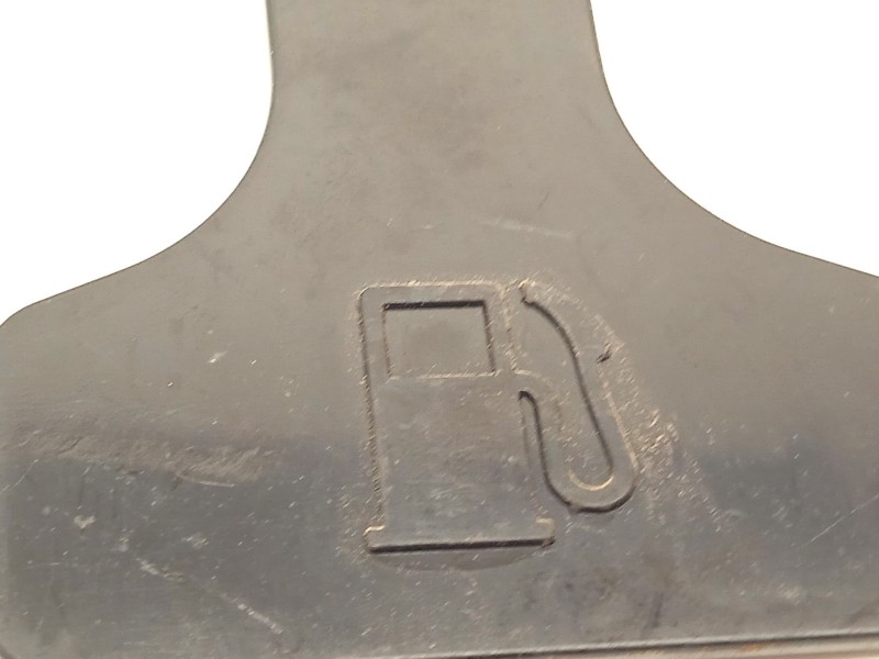 Recambio de motor tapa exterior combustible para lexus rx (_u3_) 400h (mhu38_) referencia OEM IAM 7703048020  