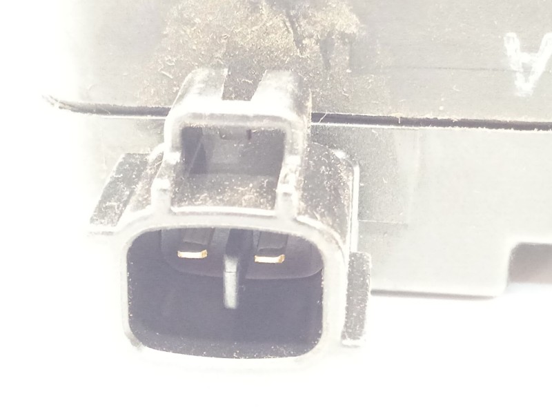 Recambio de motor tapa exterior combustible para lexus rx (_u3_) 400h (mhu38_) referencia OEM IAM 7703048020  