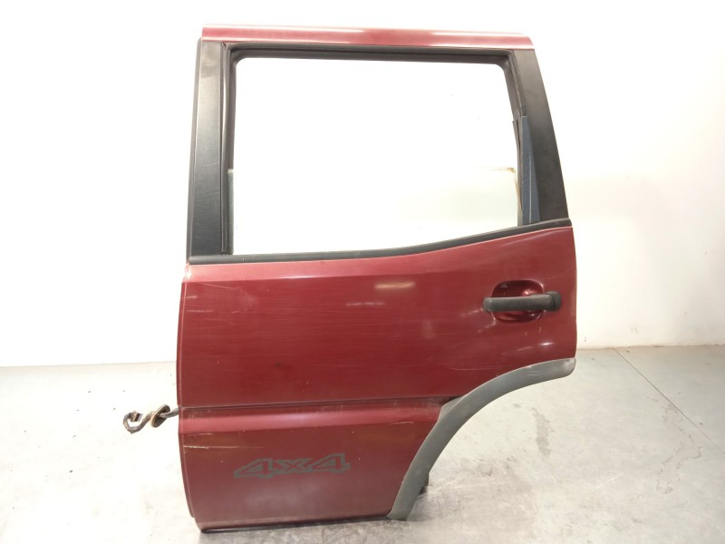 Recambio de puerta trasera izquierda para nissan terrano ii (r20) 2.7 tdi 4wd referencia OEM IAM 821017F630  