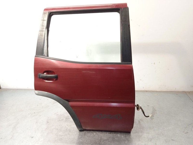 Recambio de puerta trasera derecha para nissan terrano ii (r20) 2.7 tdi 4wd referencia OEM IAM 821007F630  