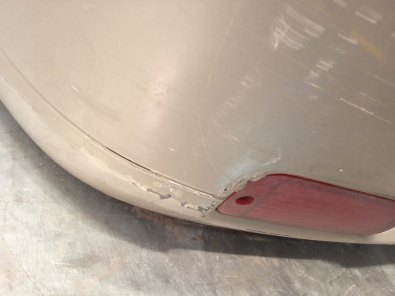 Recambio de paragolpes trasero para chevrolet epica (kl1_) 2.0 d referencia OEM IAM 93743296  