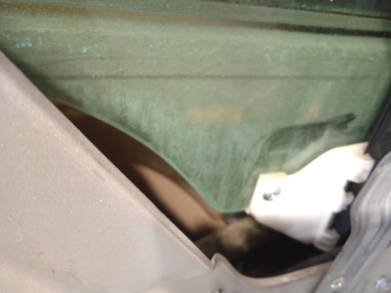 Recambio de puerta trasera izquierda para chevrolet epica (kl1_) 2.0 d referencia OEM IAM 96635657  