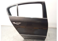 Recambio de puerta trasera derecha para volkswagen passat b6 (3c2) 2.0 tdi referencia OEM IAM 3C9833056D 3C9833056H 