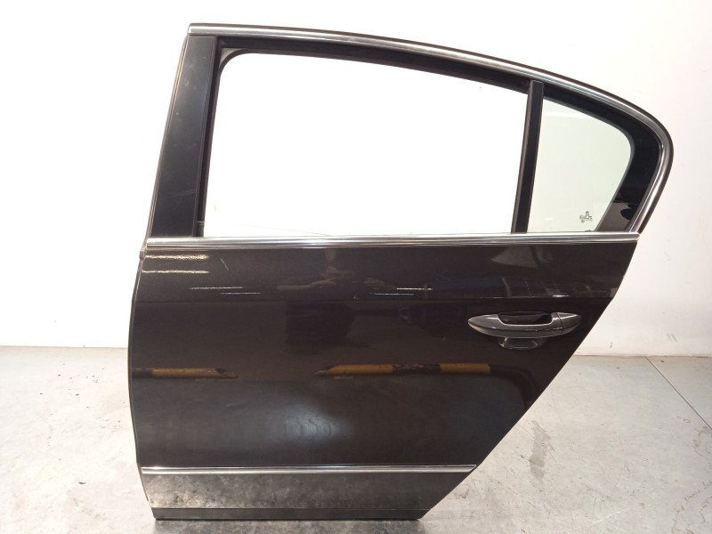 Recambio de puerta trasera izquierda para volkswagen passat b6 (3c2) 2.0 tdi referencia OEM IAM 3C9833055D 3C5833055H 