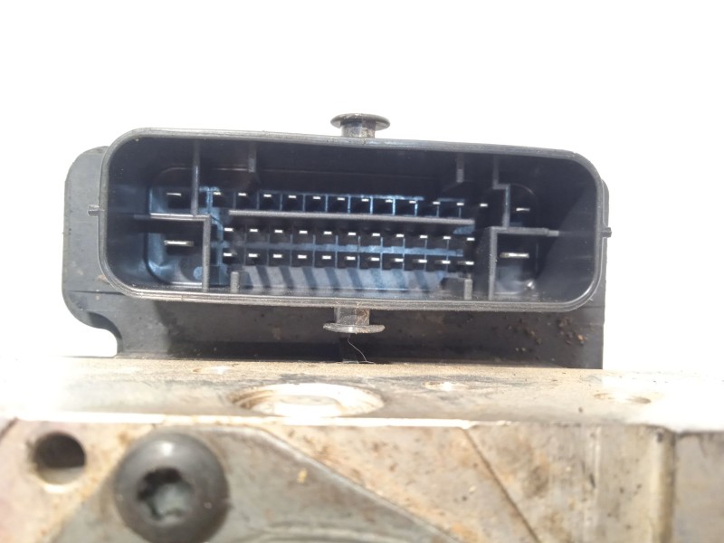 Recambio de abs para hyundai i30 (gd) style referencia OEM IAM 58920A6210 6158945200 A658920500