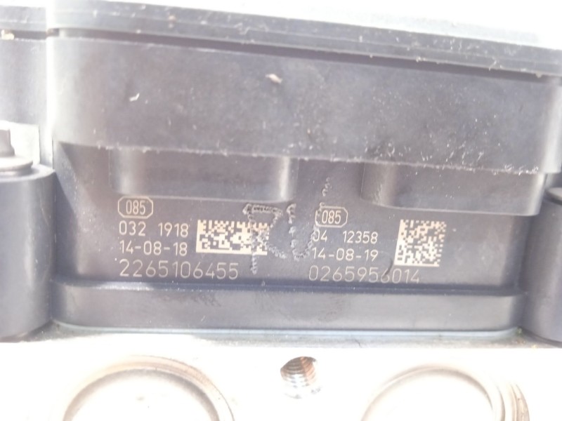 Recambio de abs para toyota auris active referencia OEM IAM 4454002391 2265106455 269637