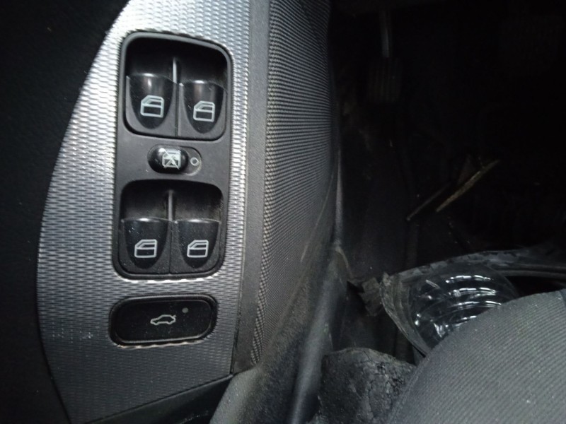 mercedes-benz clk (c209) del año 2003