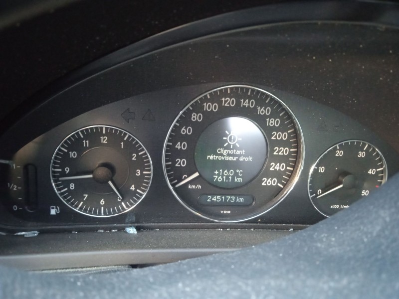 mercedes-benz clk (c209) del año 2003