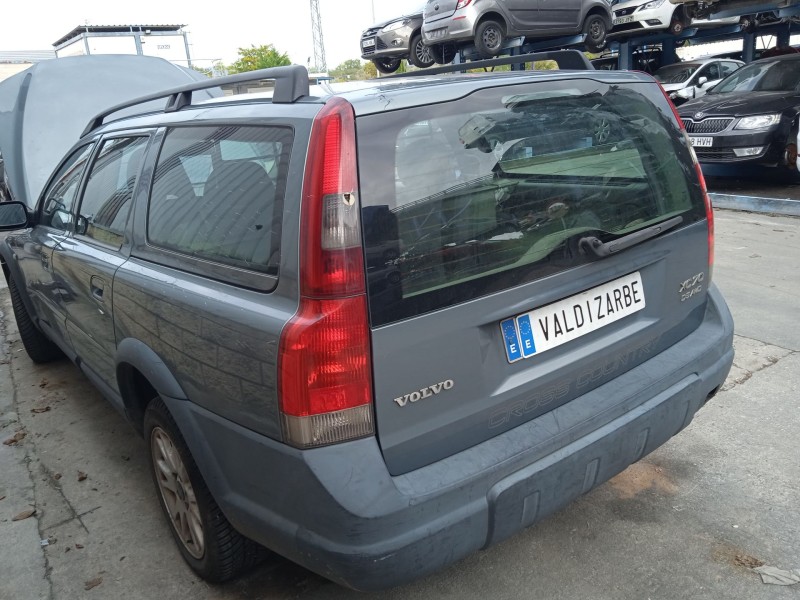 volvo xc70 i cross country (295) del año 2004