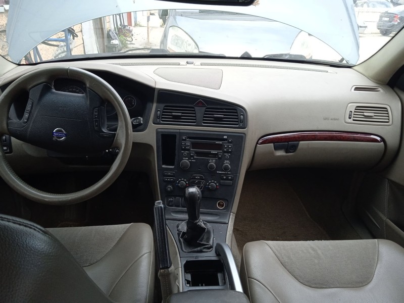 volvo xc70 i cross country (295) del año 2004