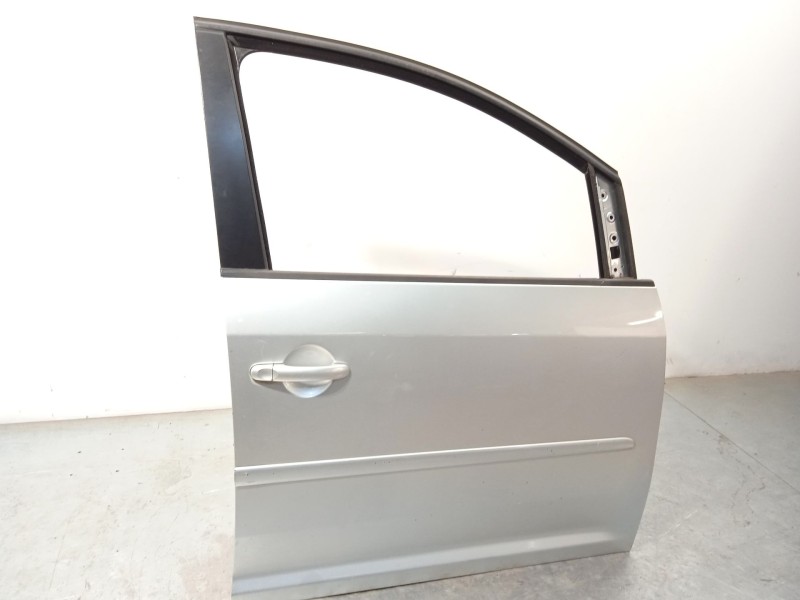Recambio de puerta delantera derecha para volkswagen touran (1t1, 1t2) 1.9 tdi referencia OEM IAM 1T0831056AB  