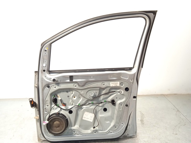 Recambio de puerta delantera derecha para volkswagen touran (1t1, 1t2) 1.9 tdi referencia OEM IAM 1T0831056AB  
