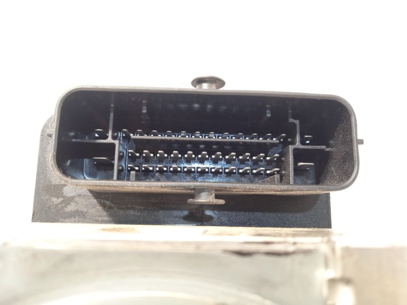 Recambio de abs para dacia lodgy laureate referencia OEM IAM 476605810R 28515039183 10022006774