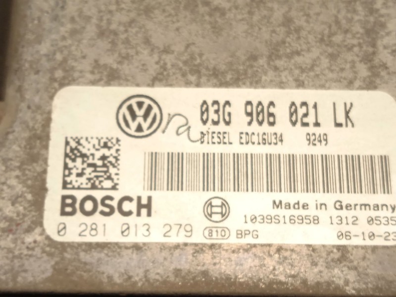 Recambio de centralita motor uce para seat leon (1p1) 1.9 tdi referencia OEM IAM 03G906021LK  0281013279
