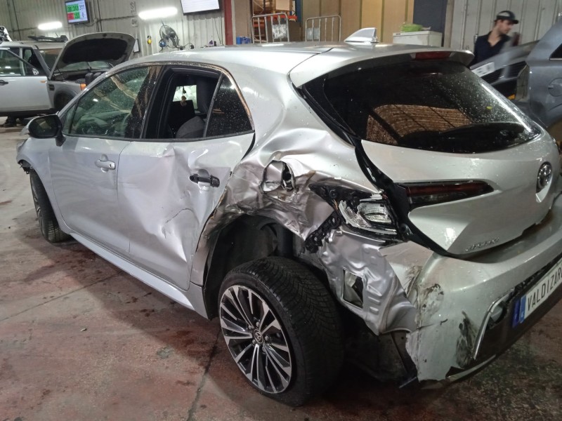 toyota corolla fastback (_e21_) del año 2023