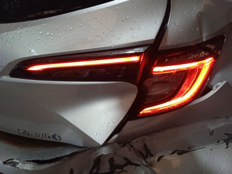 toyota corolla fastback (_e21_) del año 2023