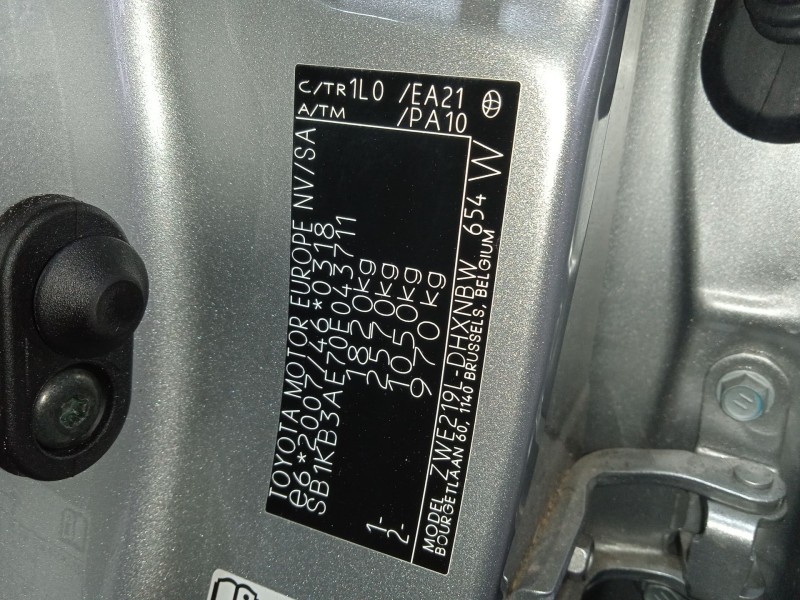 toyota corolla fastback (_e21_) del año 2023