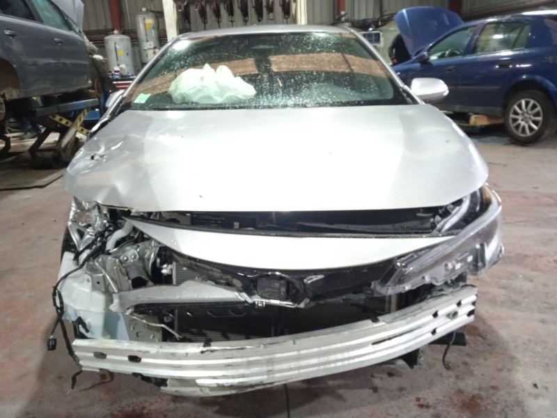 toyota corolla fastback (_e21_) del año 2023