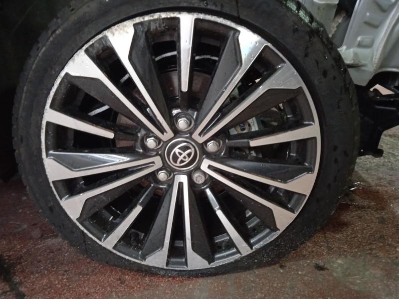 toyota corolla fastback (_e21_) del año 2023