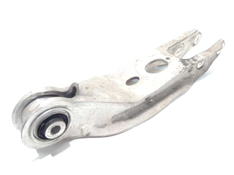 BRAZO SUSPENSION INFERIOR TRASERO DERECHO 80A505311B 