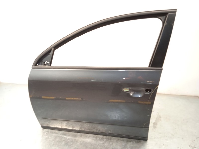 Recambio de puerta delantera izquierda para volkswagen passat b6 (3c2) 2.0 tdi referencia OEM IAM 3C4831055J  