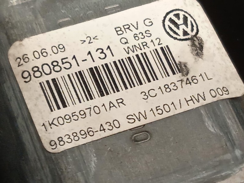 Recambio de elevalunas delantero izquierdo para volkswagen passat b6 (3c2) 2.0 tdi referencia OEM IAM 3C1837461L  