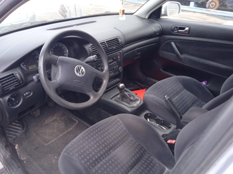 volkswagen passat b5.5 (3b3) del año 2002