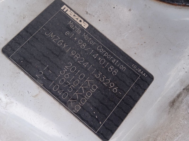 mazda 6 station wagon (gy) del año 2003