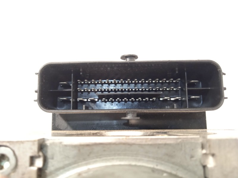 Recambio de abs para audi a3 (8vk) sport edition referencia OEM IAM 5Q0614517DG 28515868323 10022014154