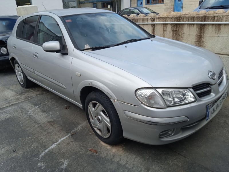 nissan almera ii (n16) del año 2000