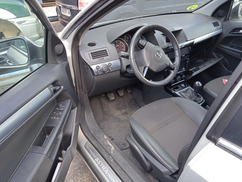 opel astra h station wagon (a04) del año 2010