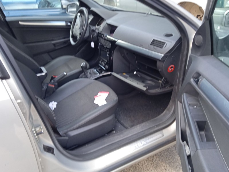 opel astra h station wagon (a04) del año 2010