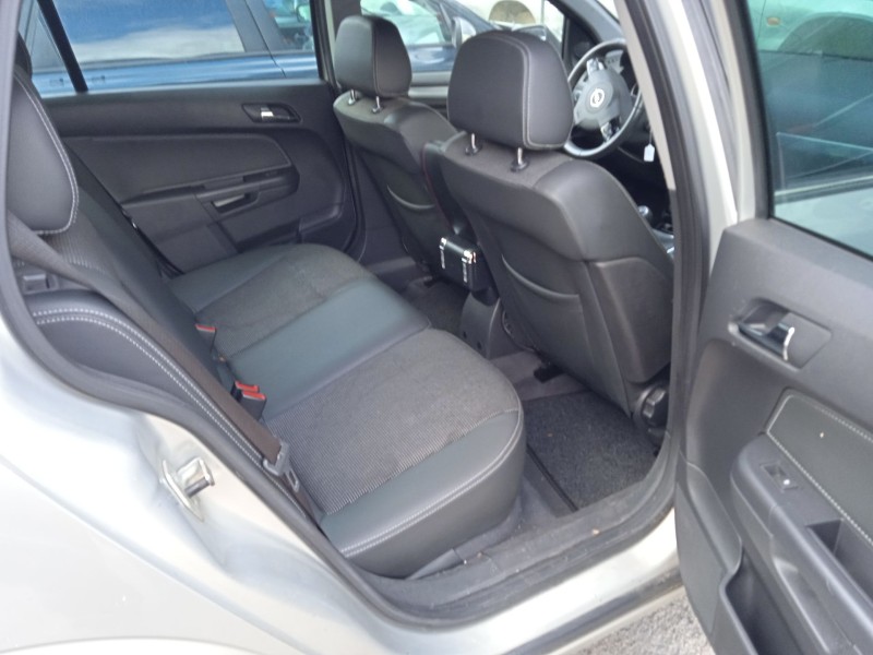 opel astra h station wagon (a04) del año 2010