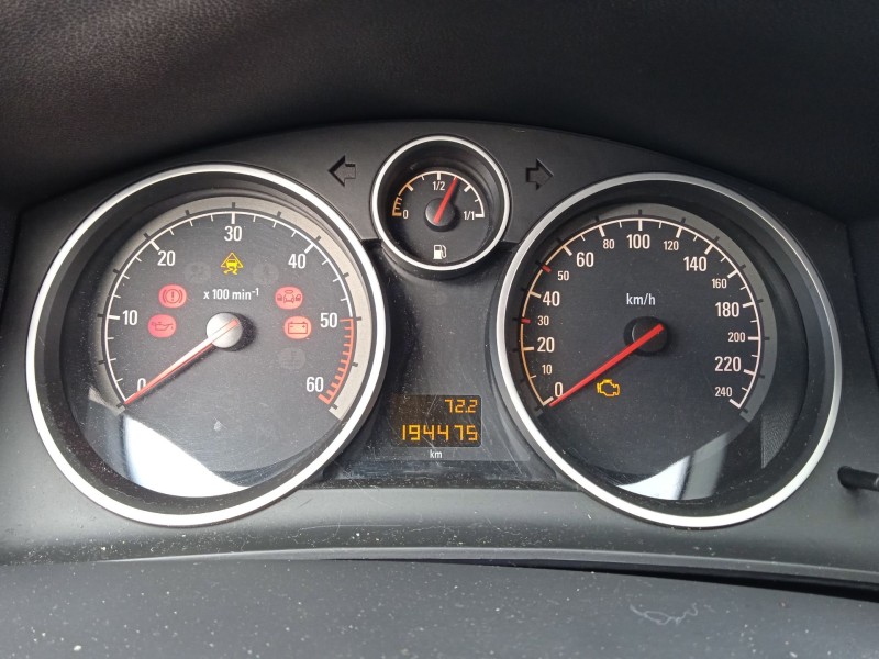 opel astra h station wagon (a04) del año 2010