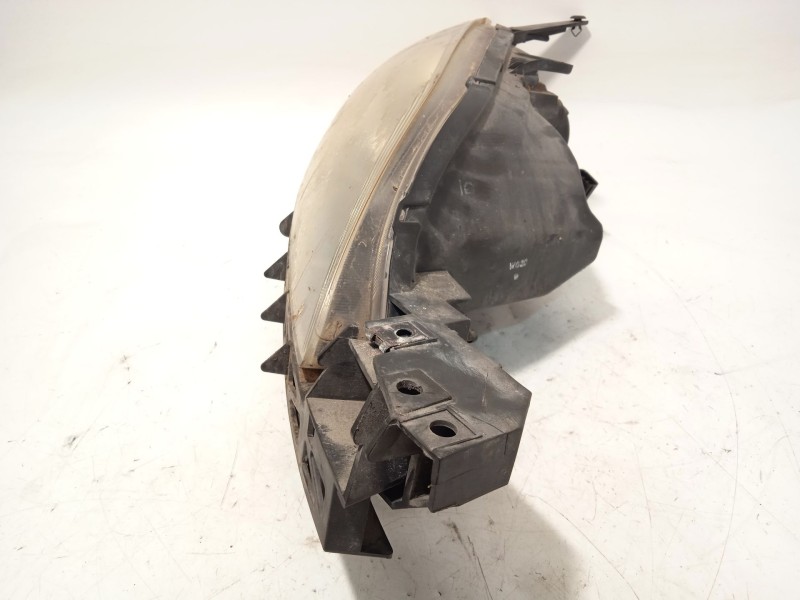 Recambio de faro derecho para mazda 3 berlina (bk) 1.6 cd diesel cat referencia OEM IAM BP4K510K0E  