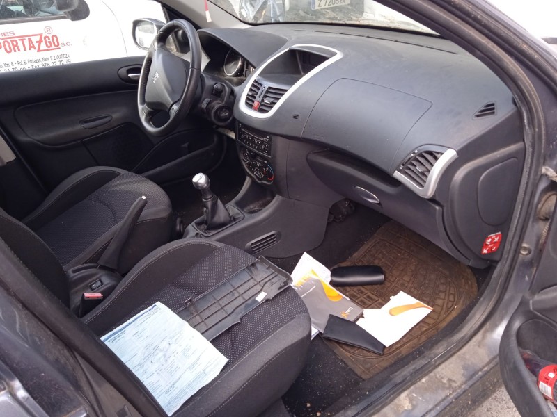 peugeot 206+ (2l_, 2m_) del año 2010