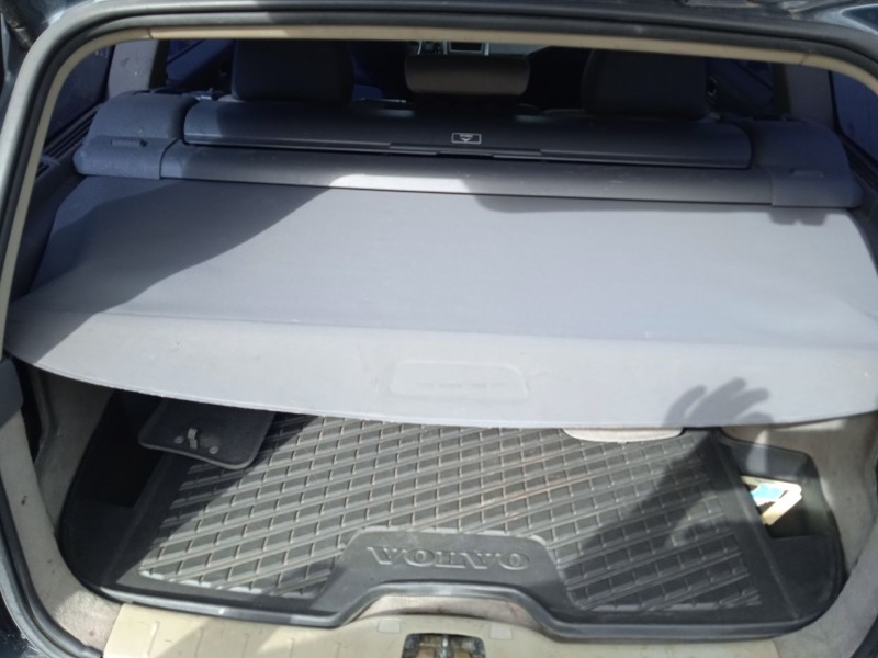 volvo v50 (545) del año 2004