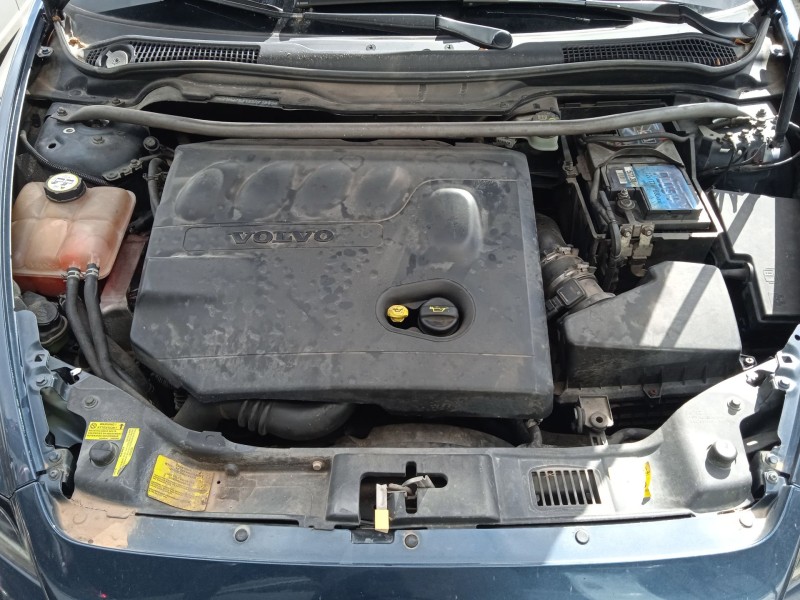 volvo v50 (545) del año 2004