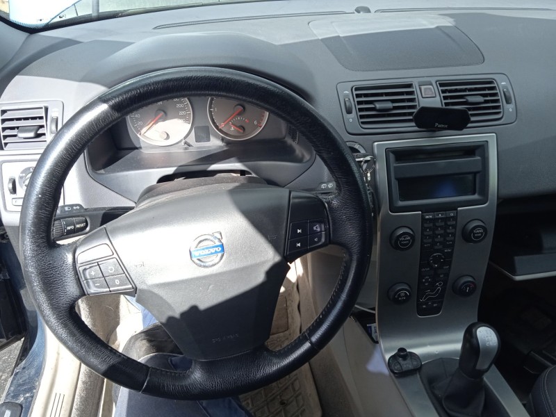 volvo v50 (545) del año 2004