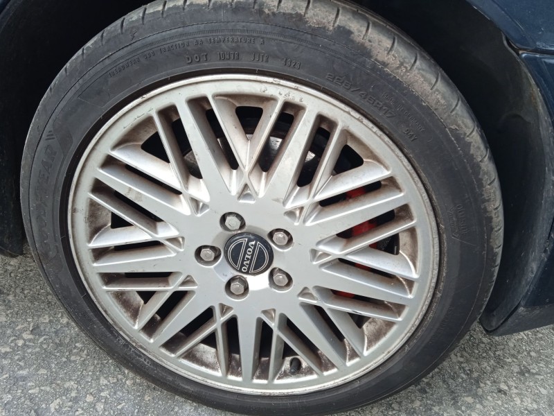 volvo v50 (545) del año 2004